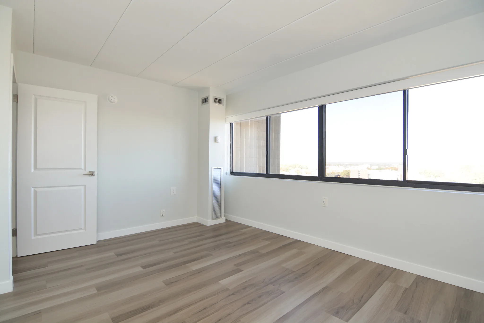 2 bed, 1.5 bath apartment for rent at 1925 Commonwealth Ave Unit 1414, Brighton — photo 15 of 19