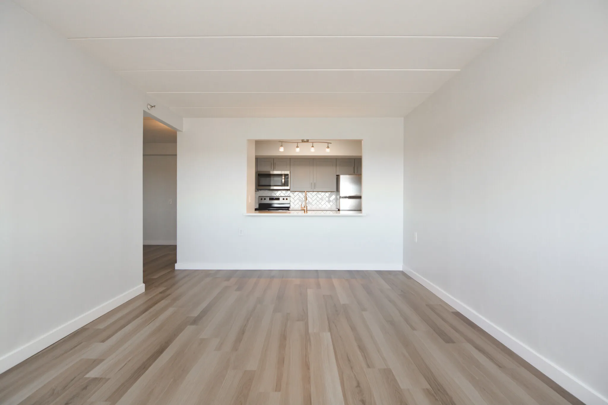2 bed, 1.5 bath apartment for rent at 1925 Commonwealth Ave Unit 1414, Brighton — photo 12 of 19