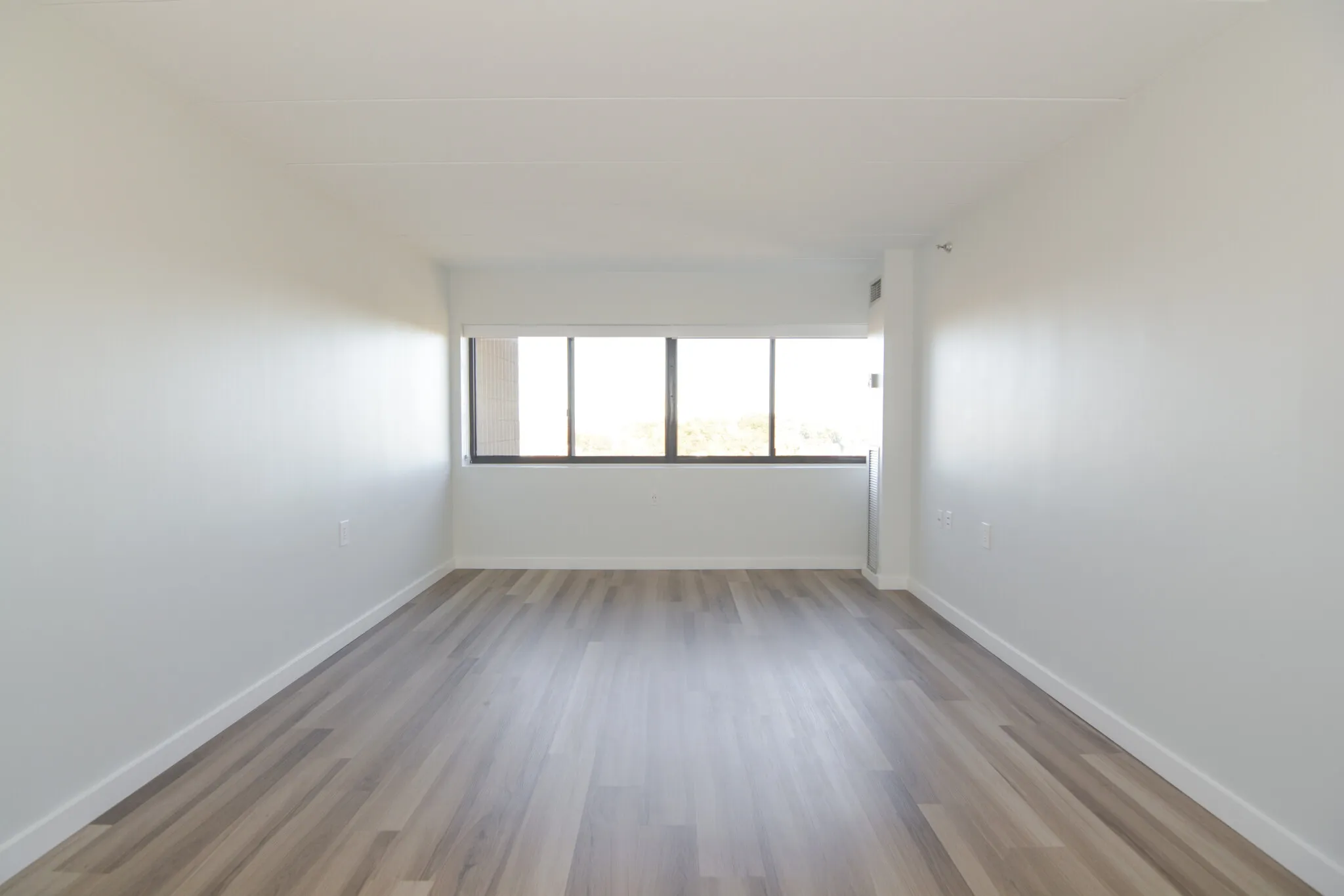2 bed, 1.5 bath apartment for rent at 1925 Commonwealth Ave Unit 1414, Brighton — photo 10 of 19