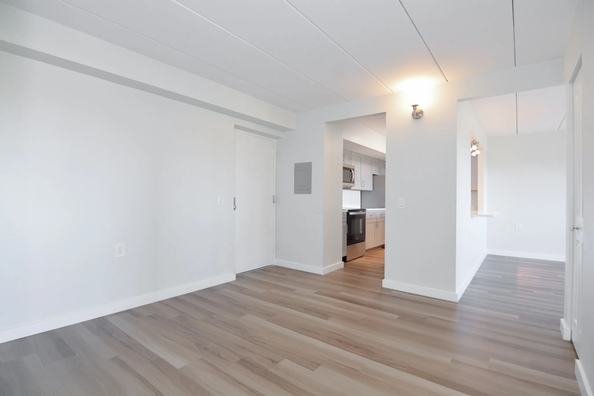 2 bed, 1.5 bath apartment for rent at 1925 Commonwealth Ave Unit 1414, Brighton — photo 8 of 19