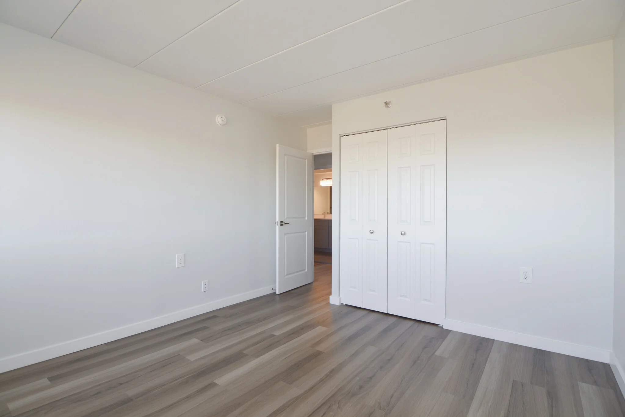 2 bed, 1.5 bath apartment for rent at 1925 Commonwealth Ave Unit 1414, Brighton — photo 17 of 19