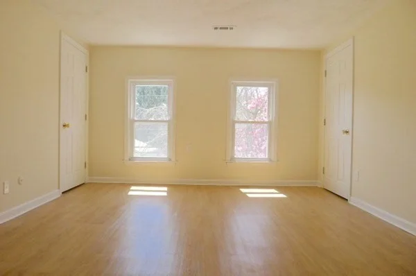 2 bed, 1 bath apartment for rent at 193-195 Weston St Unit 195, Waltham — photo 8 of 16