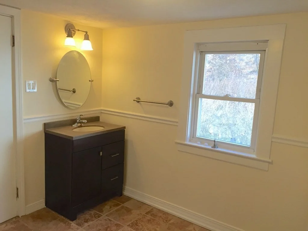 2 bed, 1 bath apartment for rent at 193-195 Weston St Unit 195, Waltham — photo 12 of 16
