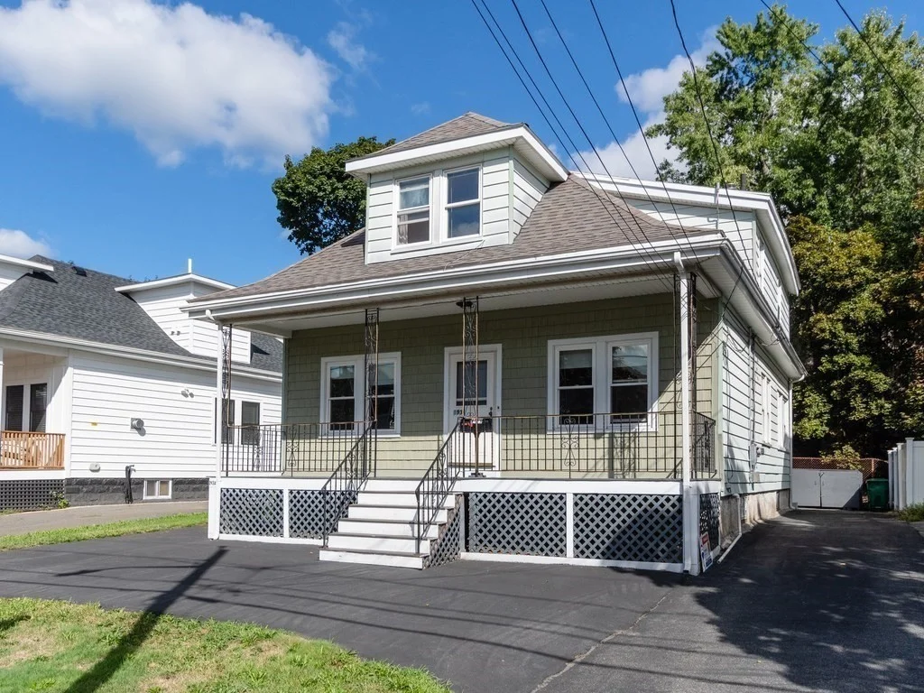 3 bed, 2 bath apartment for rent at 193 Brookside Pkwa Unit 1, Medford