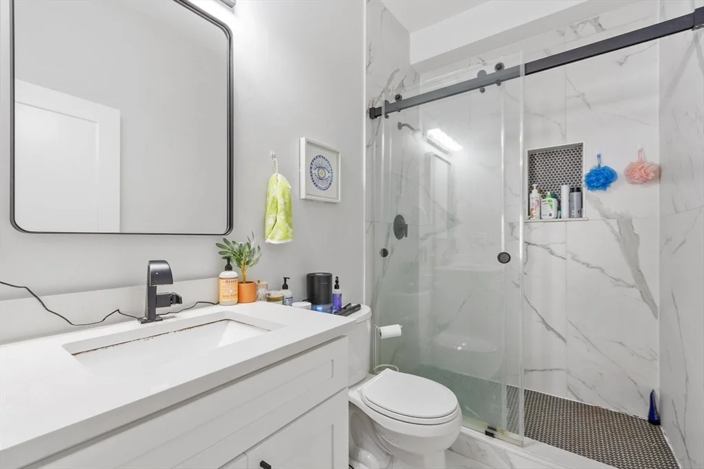 3 bed, 2 bath apartment for rent at 193 Brookside Pkwa Unit 1, Medford — photo 16 of 23