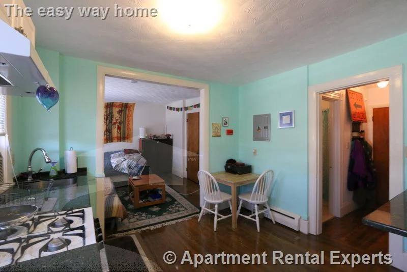 Studio bed, 1 bath apartment for rent at 193 Concord Ave Unit 7, Harvard Square — photo 7 of 9
