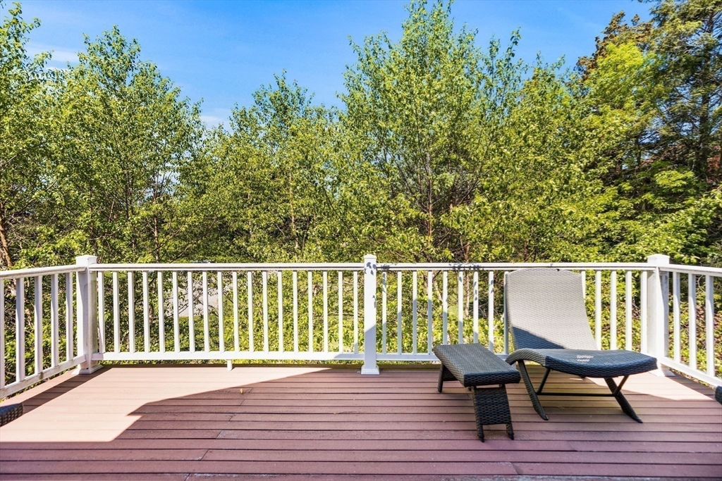 4 bed, 3 bath apartment for rent at 193 East St Unit 193, Hingham — photo 31 of 39