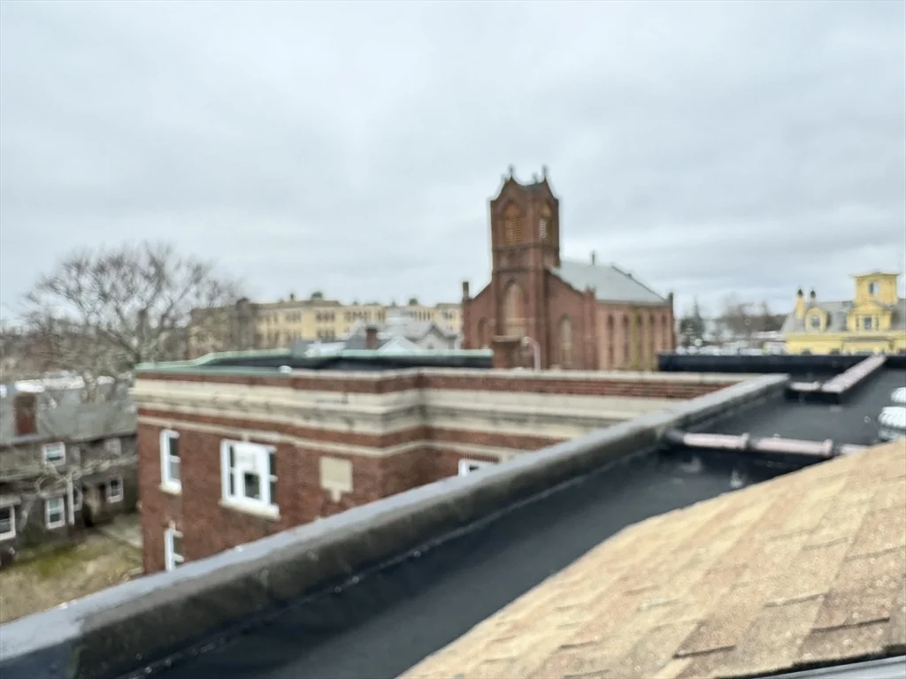 1 bed, 1 bath apartment for rent at 193 Elm St Unit 23, Center — photo 37 of 37