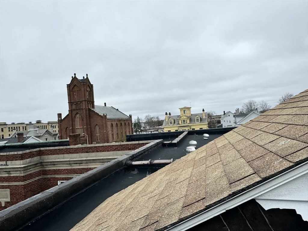 1 bed, 1 bath apartment for rent at 193 Elm St Unit 5, Center — photo 13 of 29