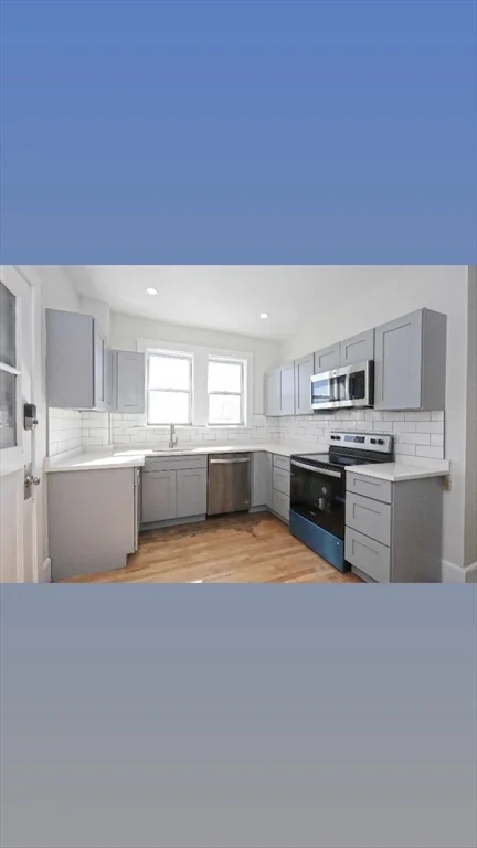 1 bed, 1 bath apartment for rent at 193 Elm St Unit 5, Center — photo 3 of 29