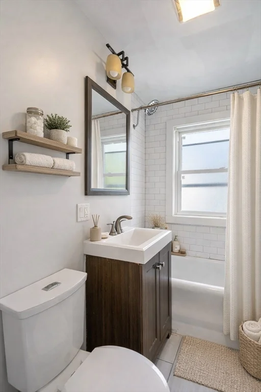 2 bed, 1 bath apartment for rent at 193 Florence St Unit 2, Roslindale — photo 5 of 14