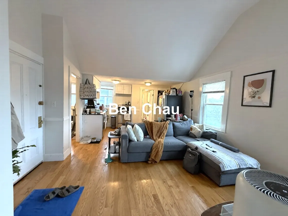 2 bed, 1 bath apartment for rent at 193 Hampshire St Unit 3B, Inman Square