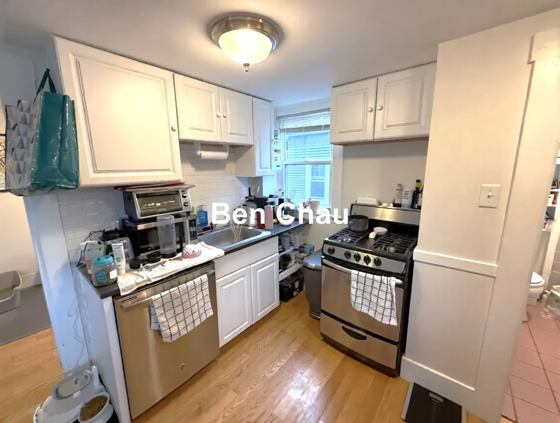 2 bed, 1 bath apartment for rent at 193 Hampshire St Unit 3B, Inman Square — photo 4 of 10