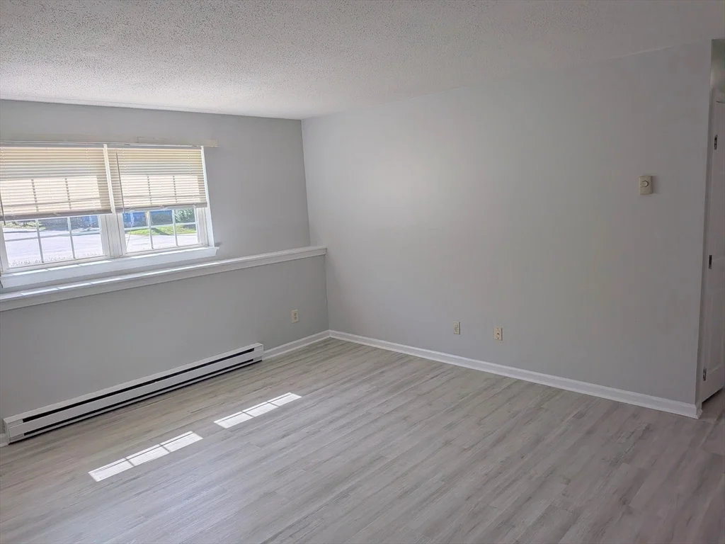 2 bed, 1 bath apartment for rent at 193 Knight Unit 1-6, Attleboro — photo 3 of 19