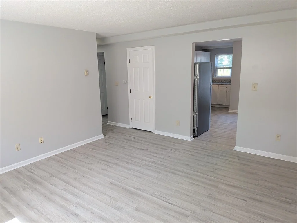 2 bed, 1 bath apartment for rent at 193 Knight Unit 1-6, Attleboro — photo 5 of 19