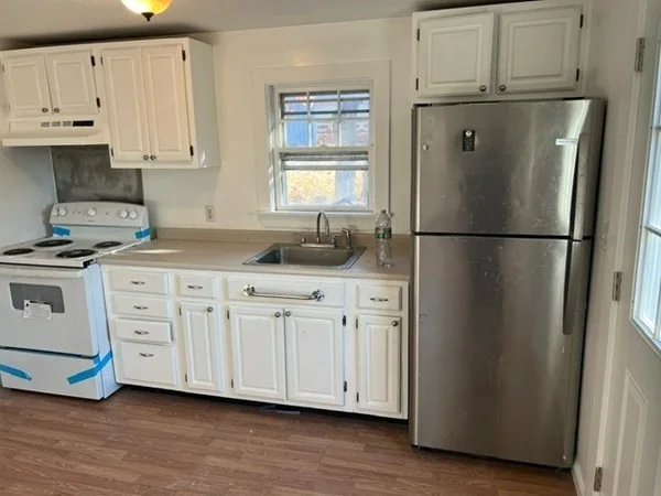 1 bed, 1 bath apartment for rent at 193 Mattakeesett Unit 3, Pembroke