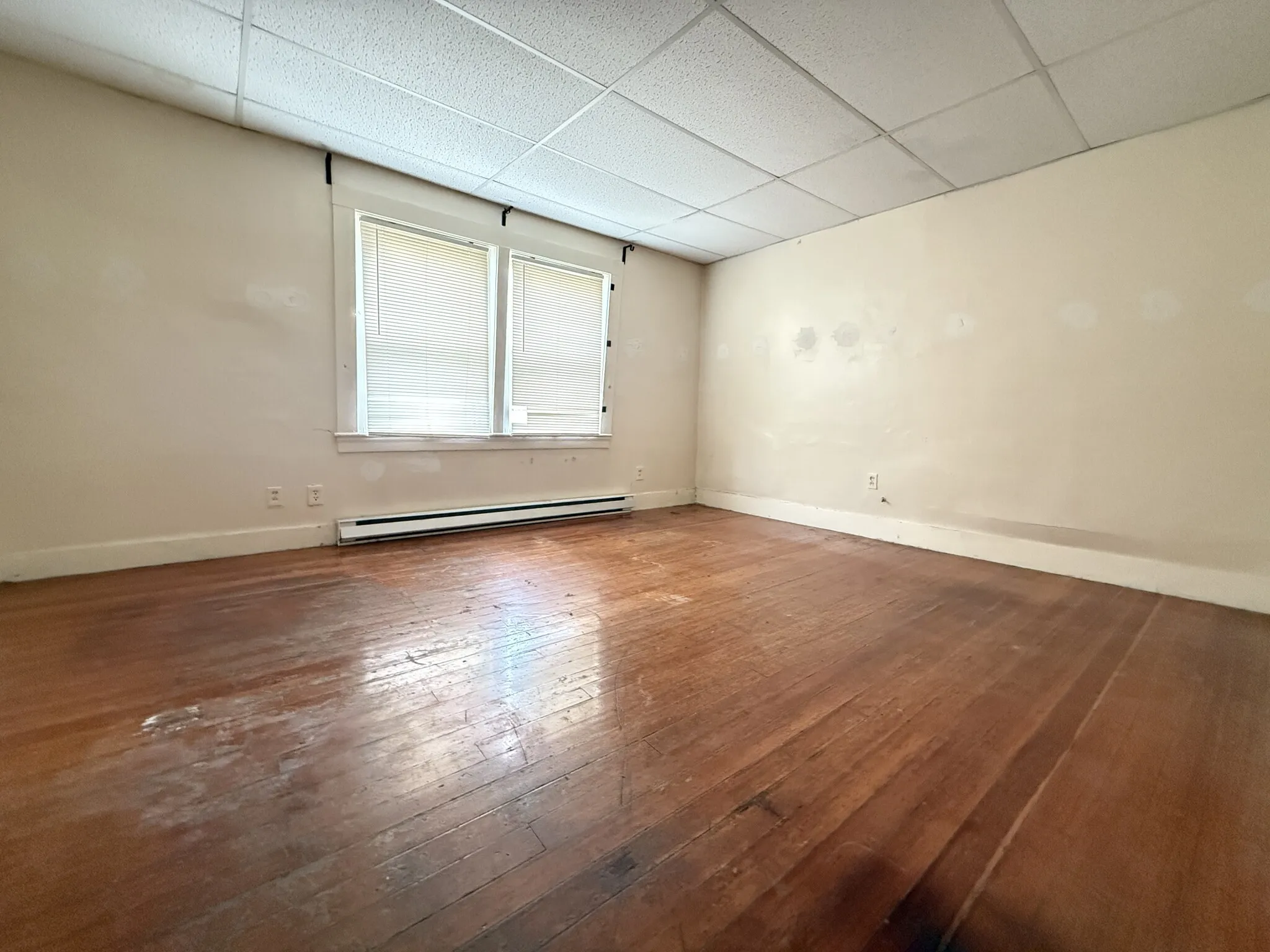 2 bed, 1 bath apartment for rent at 193 Mount Auburn St Unit 3, West Cambridge — photo 3 of 5