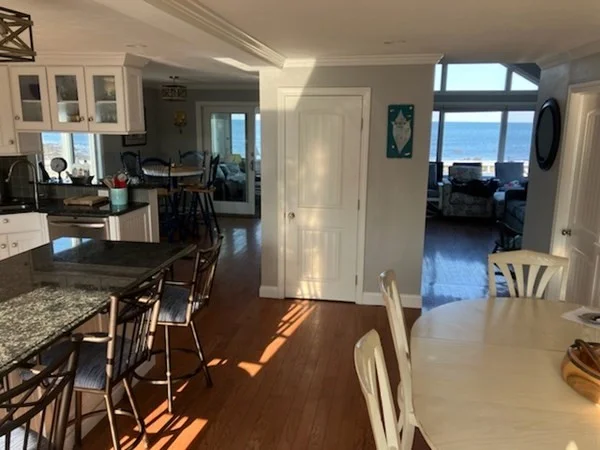 3 bed, 2 bath apartment for rent at 193 Ocean St Unit 193, Marshfield — photo 5 of 9
