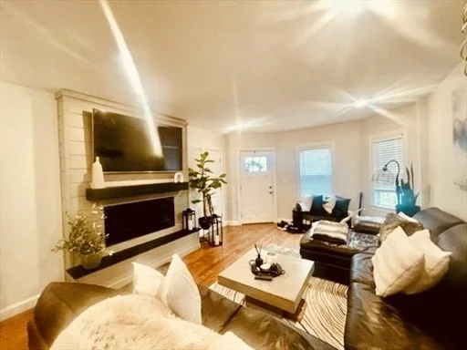 2 bed, 2 bath apartment for rent at 193 Sheridan Ave Unit 1, Glenwood — photo 3 of 20