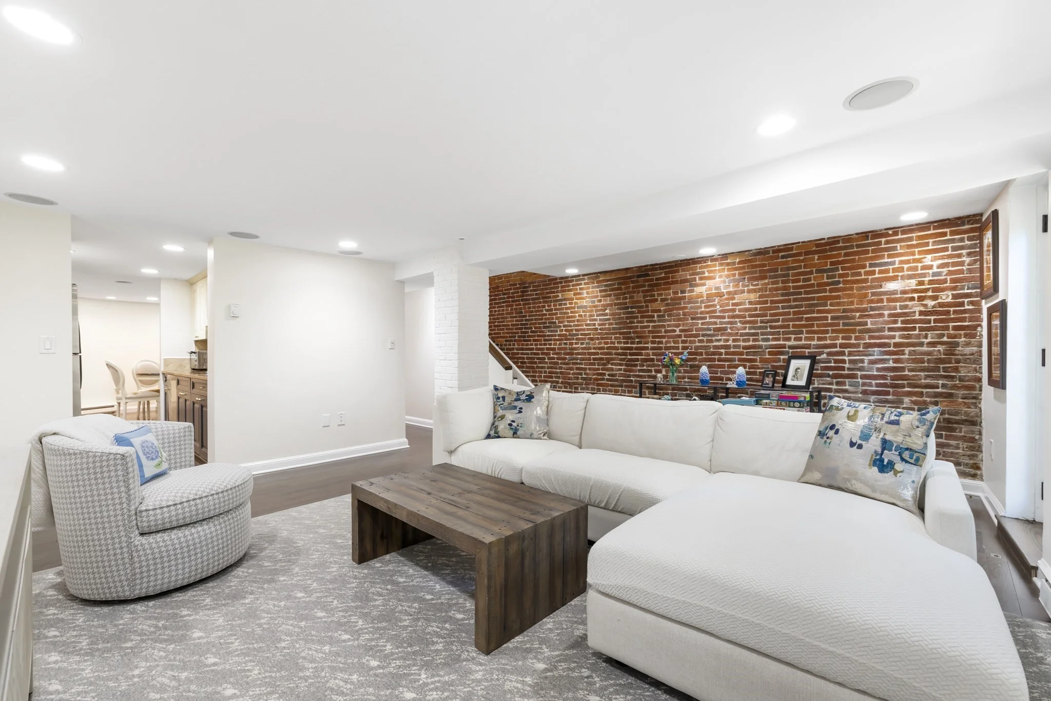 2 bed, 1 bath apartment for rent at 193 West Canton St Unit 1, South End — photo 2 of 19