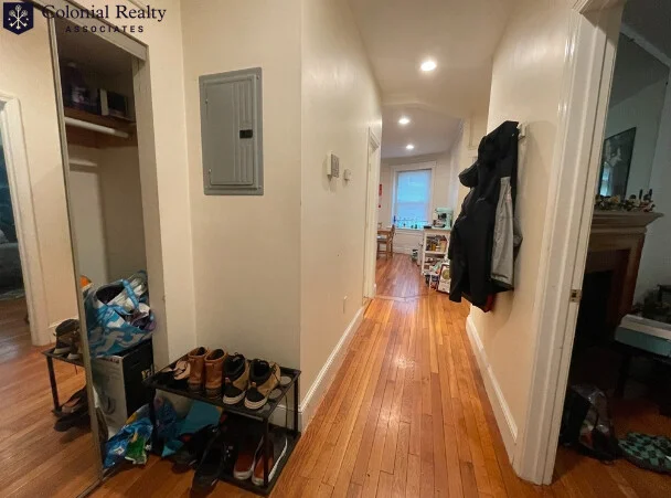 4 bed, 2 bath apartment for rent at 193 Winthrop Rd Unit 5, Aspinwall Hill — photo 3 of 12