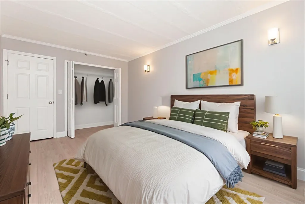 1 bed, 1 bath apartment for rent at 1933 Commonwealth Ave Unit 108, Brighton — photo 3 of 27