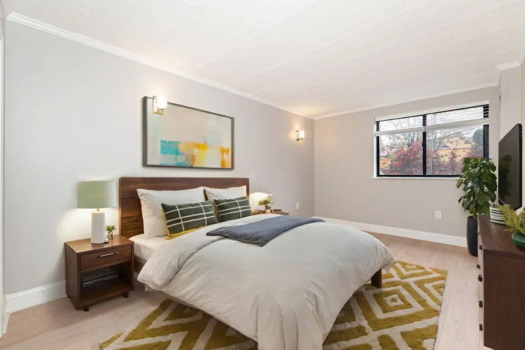 1 bed, 1 bath apartment for rent at 1933 Commonwealth Ave Unit 108, Brighton — photo 4 of 27