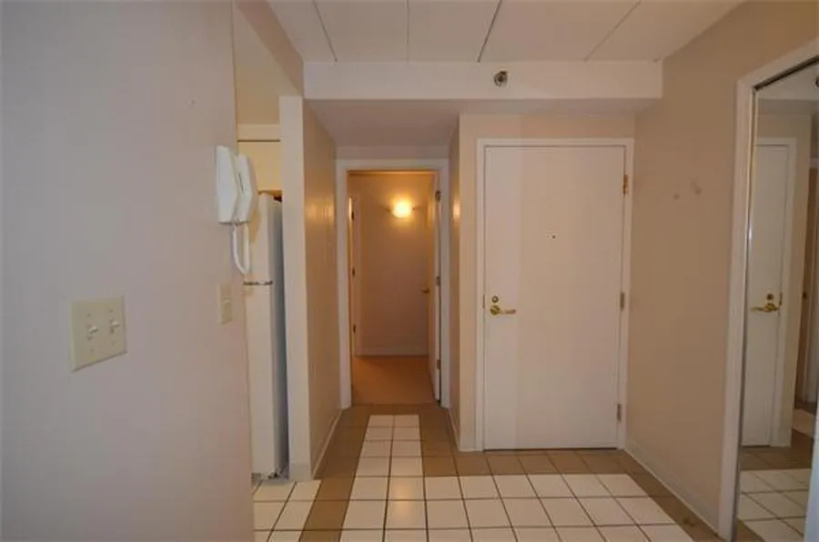 1 bed, 1 bath apartment for rent at 1933 Commonwealth Ave Unit 111, Brighton — photo 6 of 13