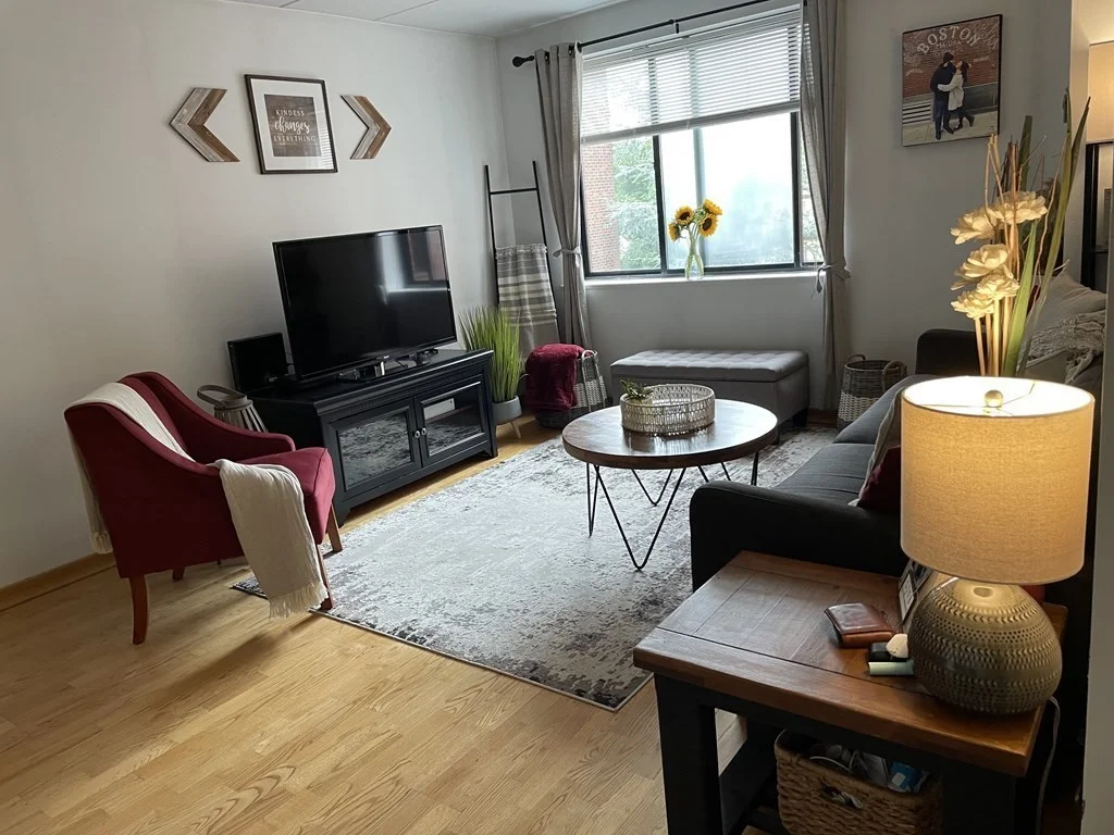 1 bed, 1 bath apartment for rent at 1933 Commonwealth Ave Unit 411, Brighton — photo 5 of 14