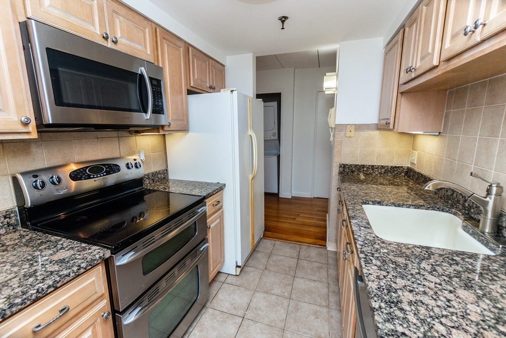 2 bed, 2 bath apartment for rent at 1933 Commonwealth Ave Unit 603, Brighton — photo 2 of 29
