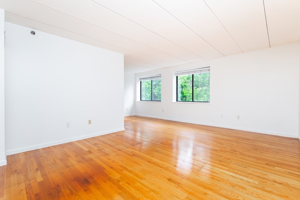 2 bed, 2 bath apartment for rent at 1933 Commonwealth Ave Unit 603, Brighton — photo 12 of 29