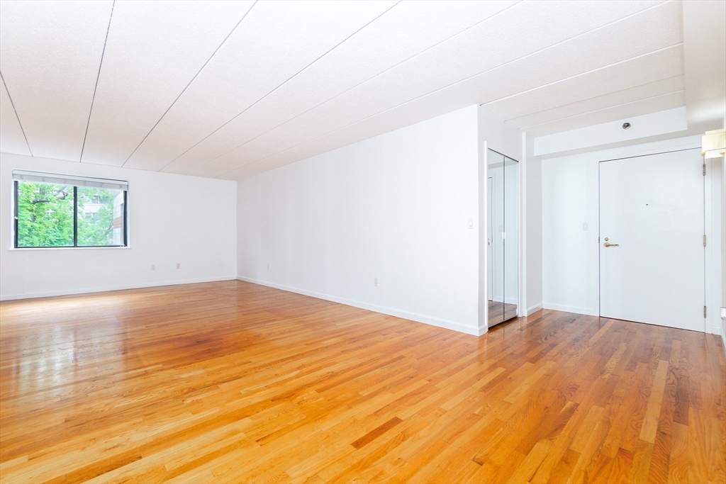 2 bed, 2 bath apartment for rent at 1933 Commonwealth Ave Unit 603, Brighton — photo 10 of 29
