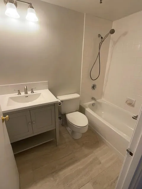 1 bed, 1 bath apartment for rent at 1933 Commonwealth Ave Unit 610, Brighton — photo 18 of 29
