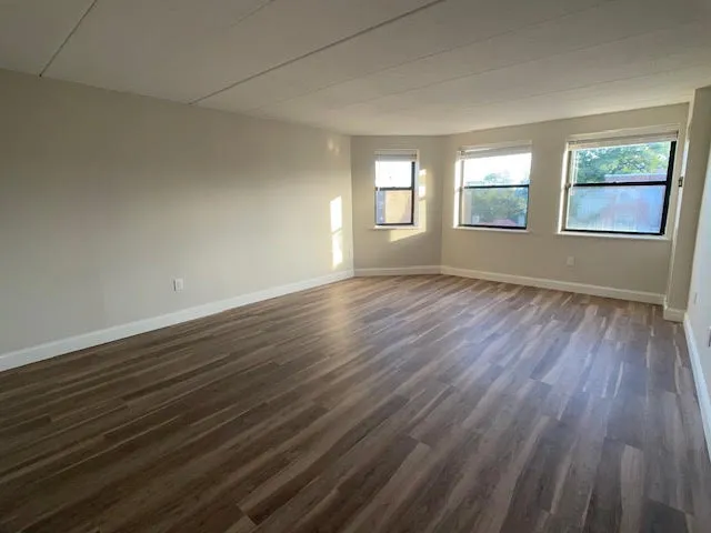 1 bed, 1 bath apartment for rent at 1933 Commonwealth Ave Unit 610, Brighton — photo 4 of 29