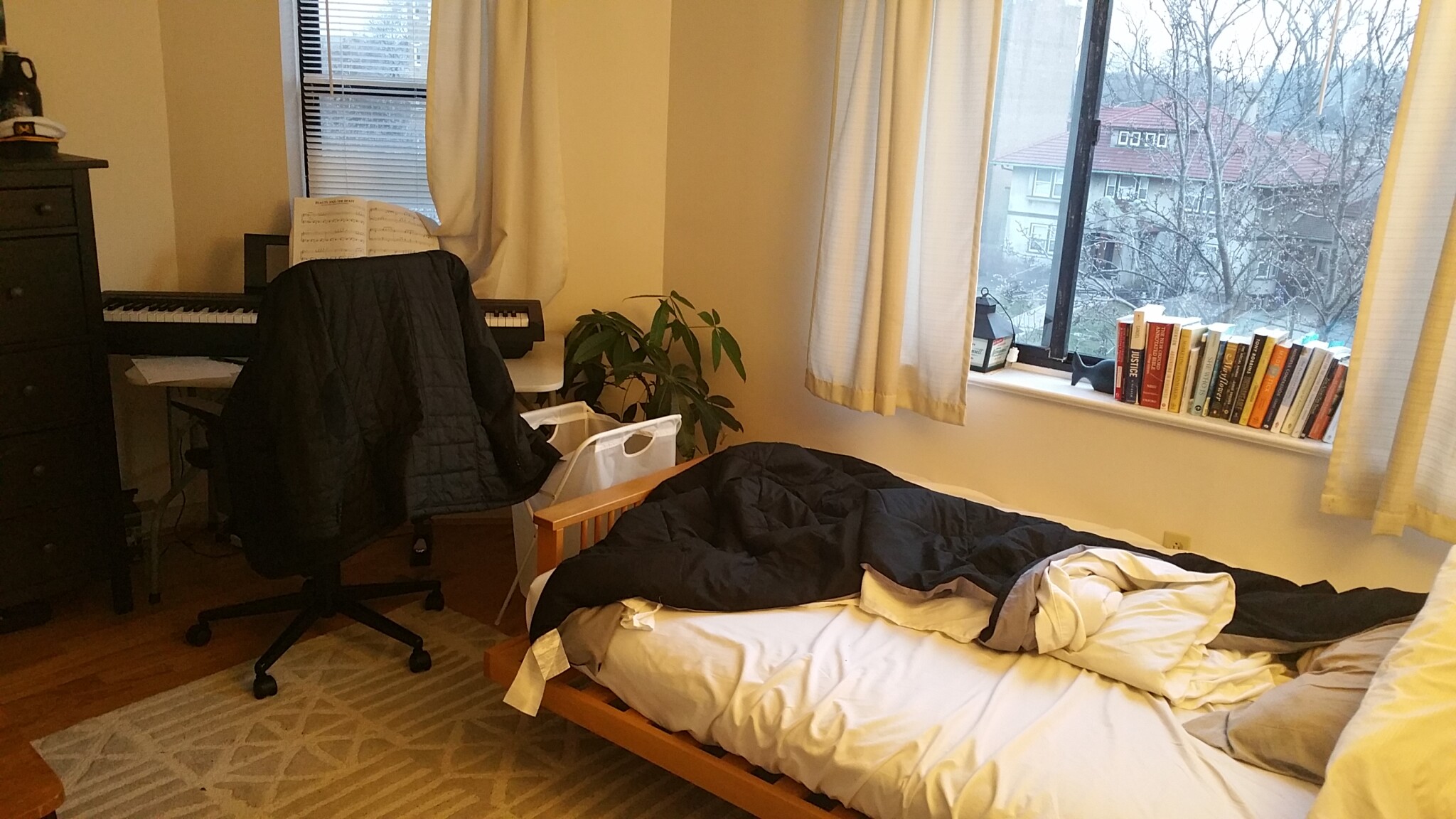 2 bed, 1 bath apartment for rent at 1933 Commonwealth Ave Unit Half-Fee-Price, Brighton — photo 19 of 44