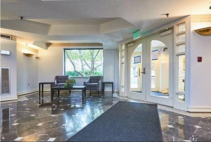 2 bed, 1 bath apartment for rent at 1933 Commonwealth Ave Unit Half-Fee-Price, Brighton — photo 4 of 44