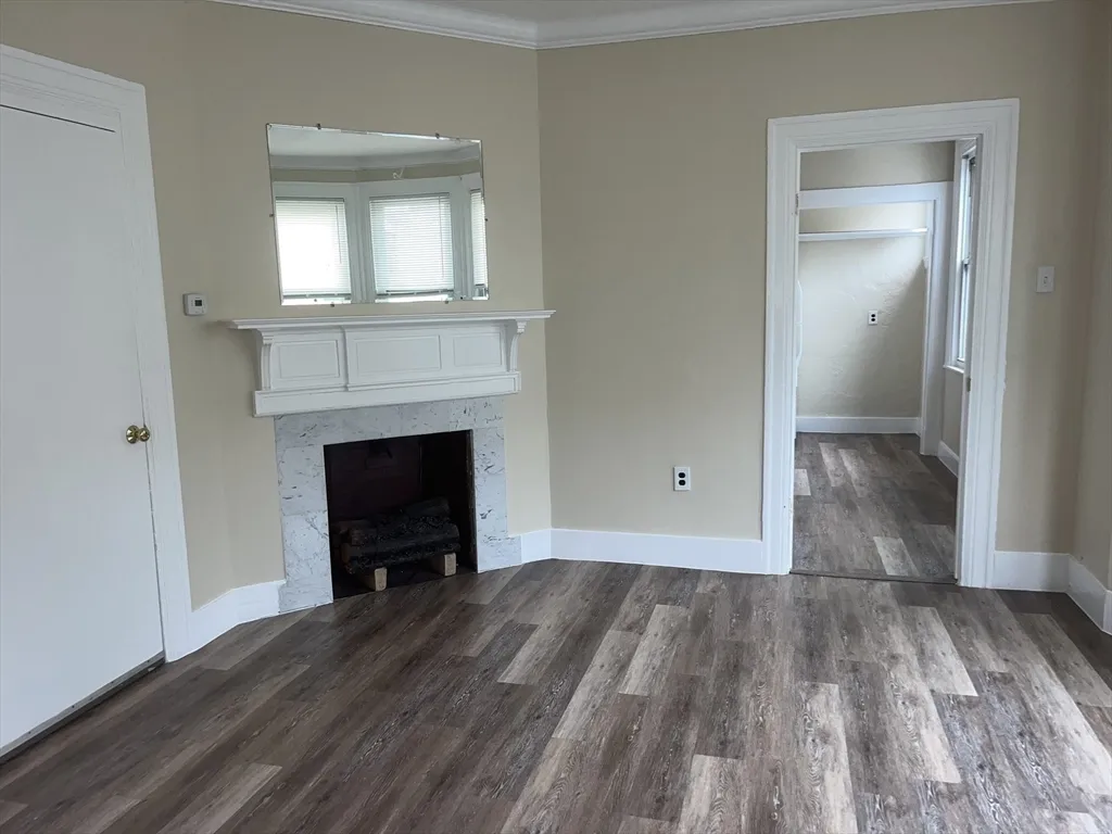 2 bed, 1 bath apartment for rent at 194-1/2 Lexington St Unit 2, East Boston — photo 2 of 15