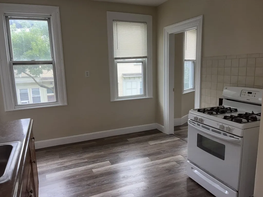 2 bed, 1 bath apartment for rent at 194-1/2 Lexington St Unit 2, East Boston — photo 5 of 15