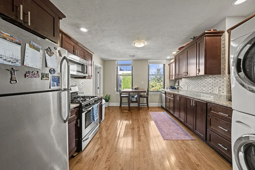 2 bed, 1 bath apartment for rent at 194 Athens Unit C, South Boston — photo 3 of 15