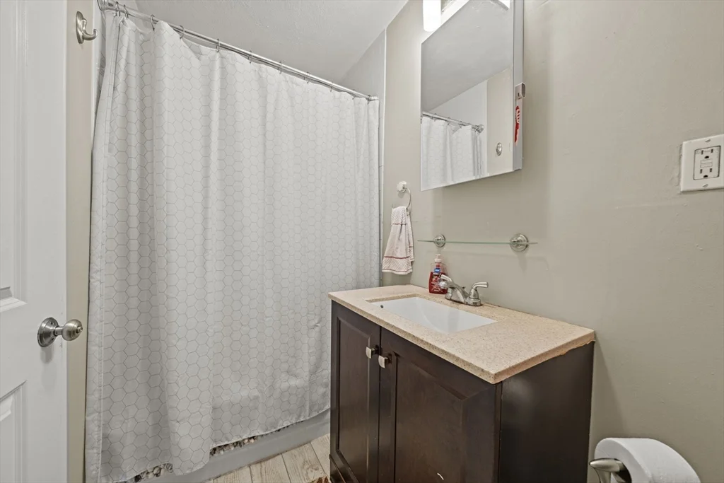 2 bed, 1 bath apartment for rent at 194 Athens Unit C, South Boston — photo 14 of 15