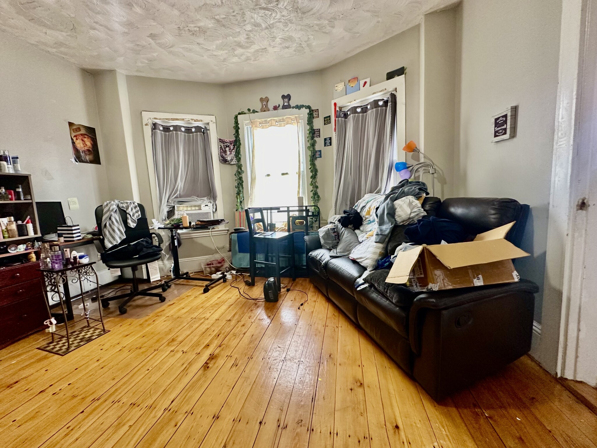 3 bed, 1 bath apartment for rent at 194 Boylston St Unit 2, Jamaica Plain — photo 23 of 27
