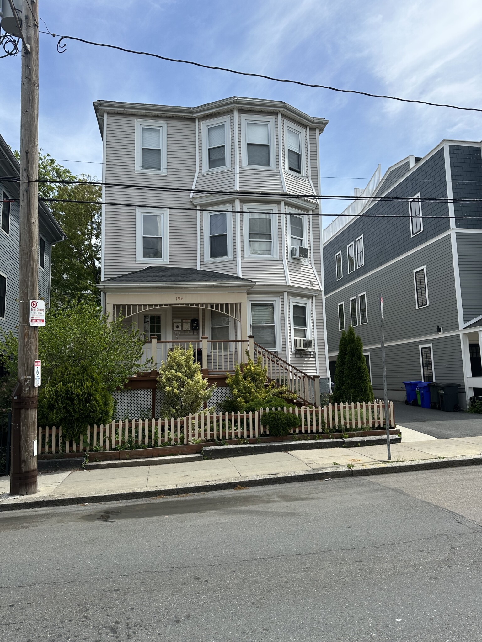 3 bed, 1 bath apartment for rent at 194 Boylston St Unit 2, Jamaica Plain — photo 25 of 27