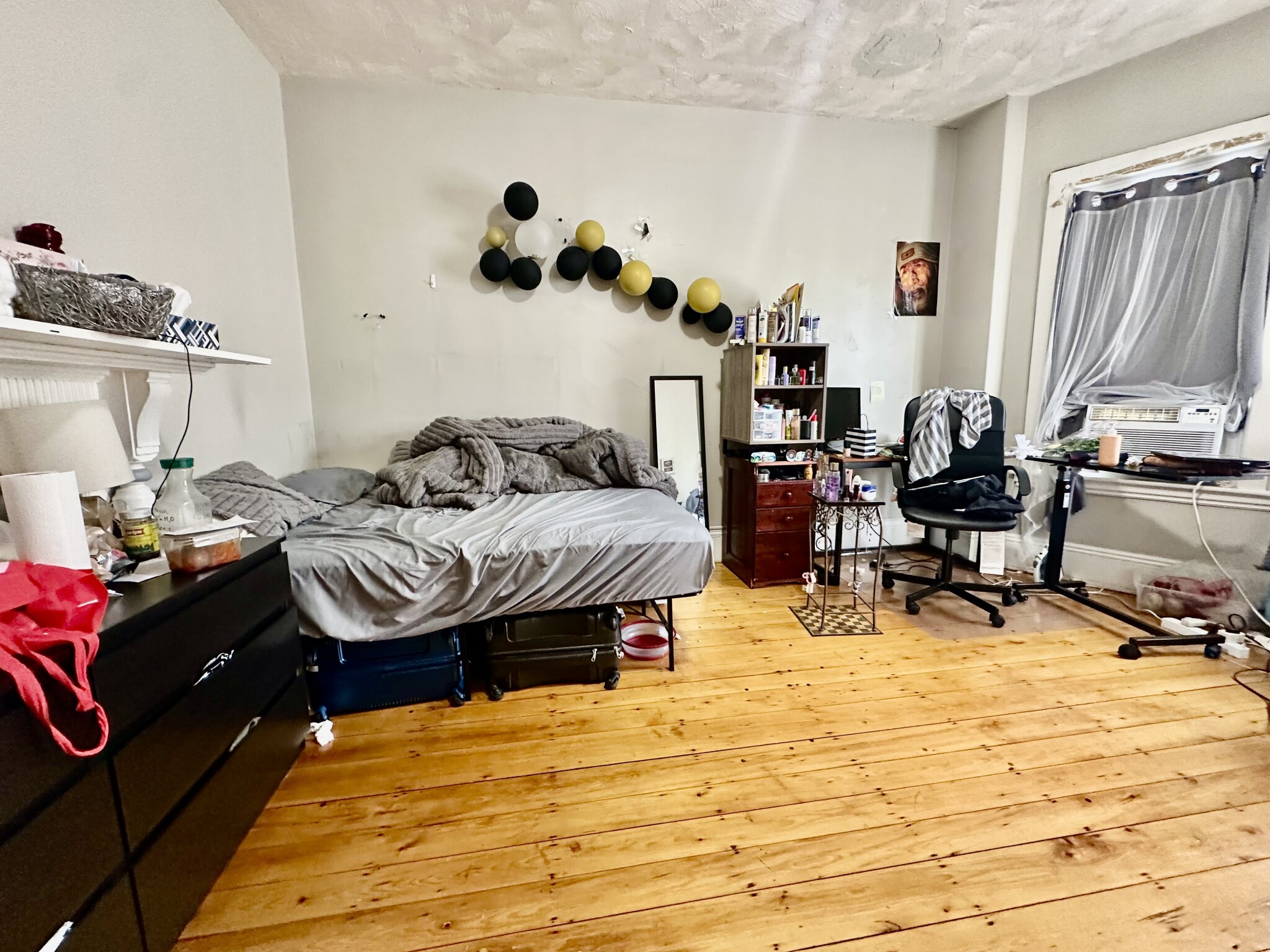 3 bed, 1 bath apartment for rent at 194 Boylston St Unit 3, Jamaica Plain — photo 24 of 27