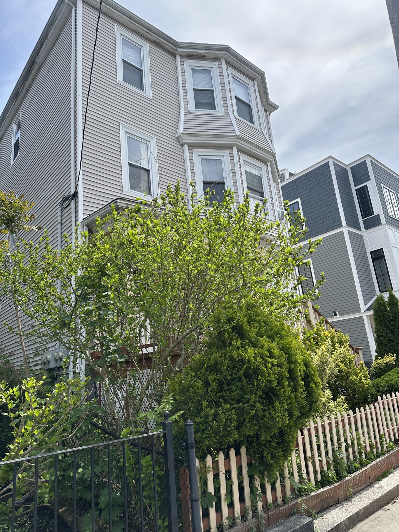 3 bed, 1 bath apartment for rent at 194 Boylston St Unit 3, Jamaica Plain — photo 27 of 27