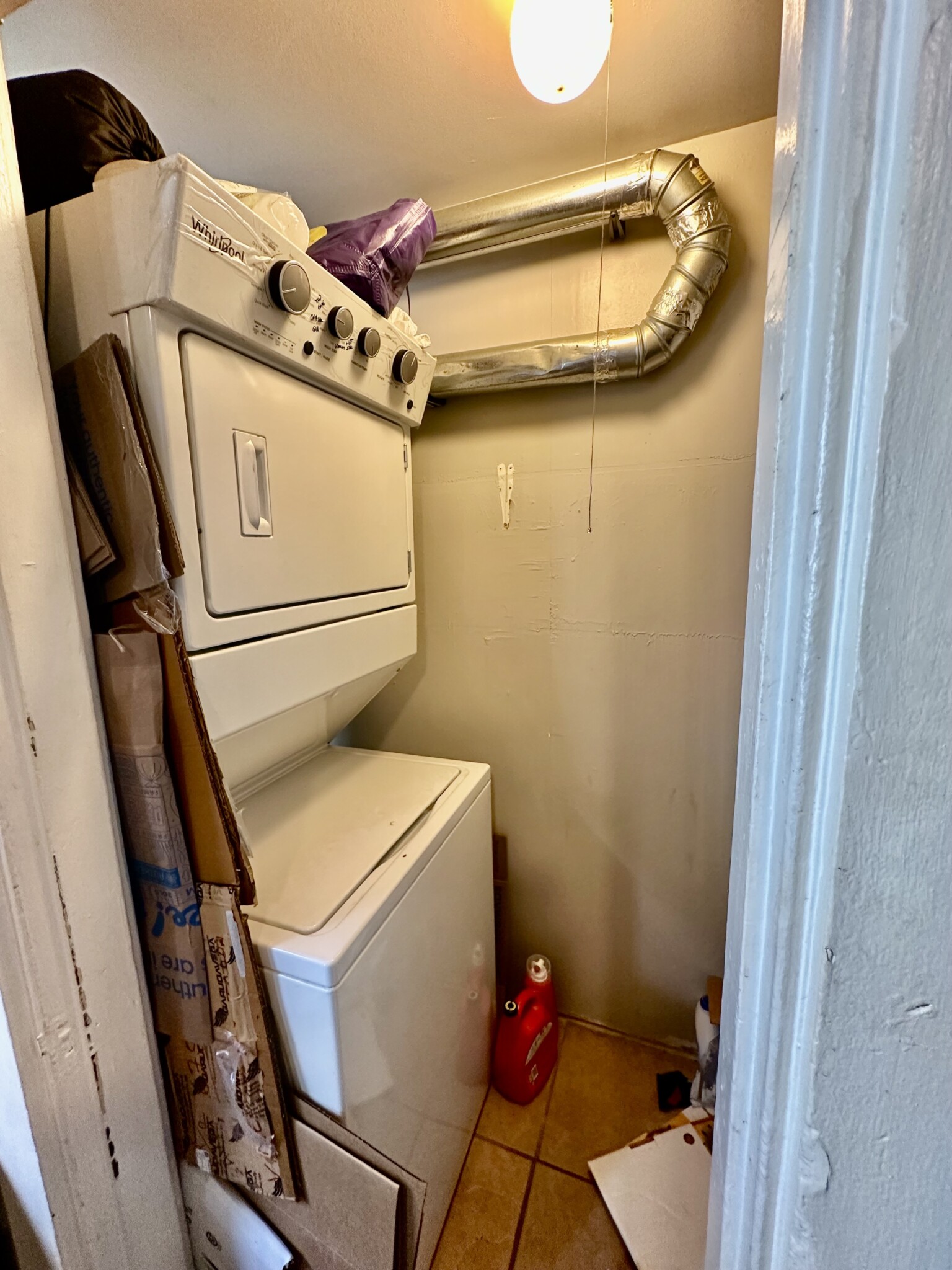 3 bed, 1 bath apartment for rent at 194 Boylston St Unit 3, Jamaica Plain — photo 21 of 27