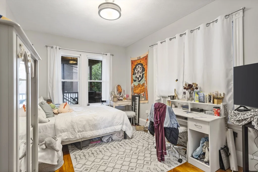2 bed, 1 bath apartment for rent at 194 Emerson St Unit 1, South Boston — photo 4 of 8