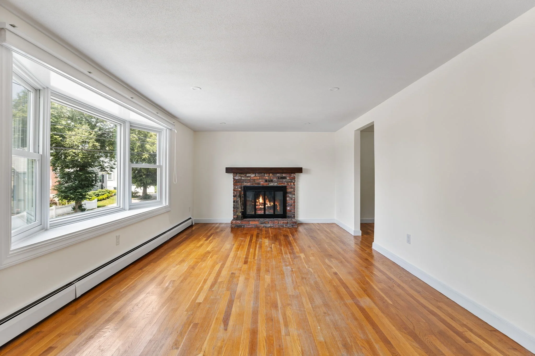 3 bed, 1 bath apartment for rent at 194 Glenellen Rd, West Roxbury — photo 5 of 15