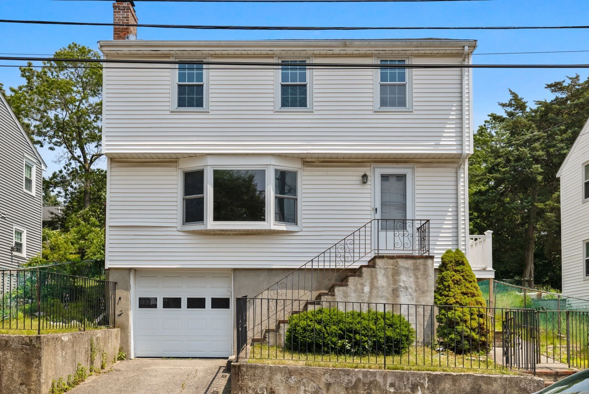 3 bed, 1 bath apartment for rent at 194 Glenellen Rd, West Roxbury