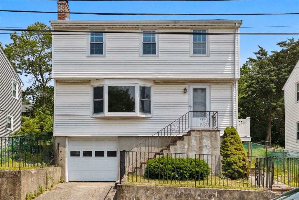 3 bed, 1 bath apartment for rent at 194 Glenellen Rd, West Roxbury — photo 1 of 27