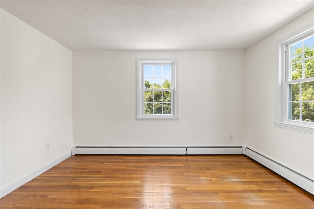 3 bed, 1 bath apartment for rent at 194 Glenellen Rd, West Roxbury — photo 23 of 27